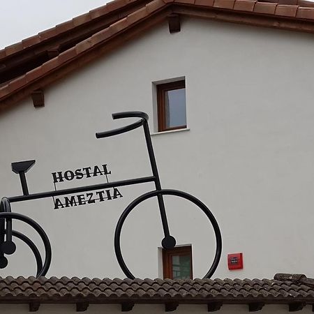 Doneztebe Hostal Ameztia מראה חיצוני תמונה